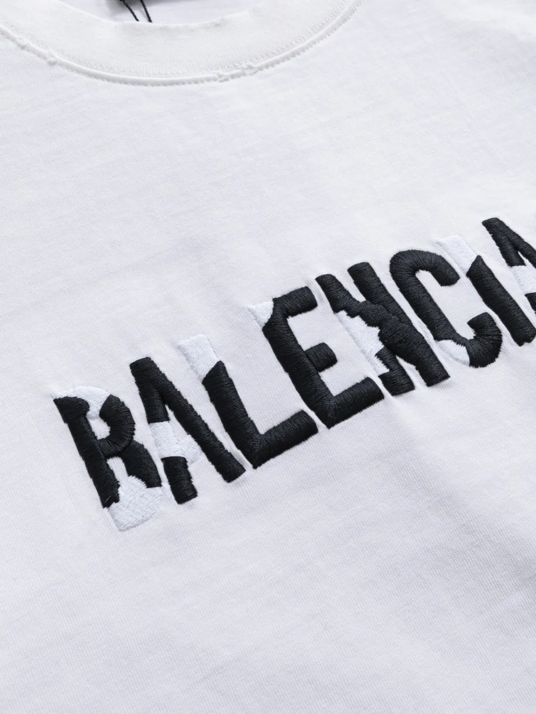 P100✨🔥 [BALENCIAGA] 2026FW short-sleeved T-shirt Premium 26s double yarn 300g fabric embroidery fraying process Color: Black White Red Size: S M L XL 2XL